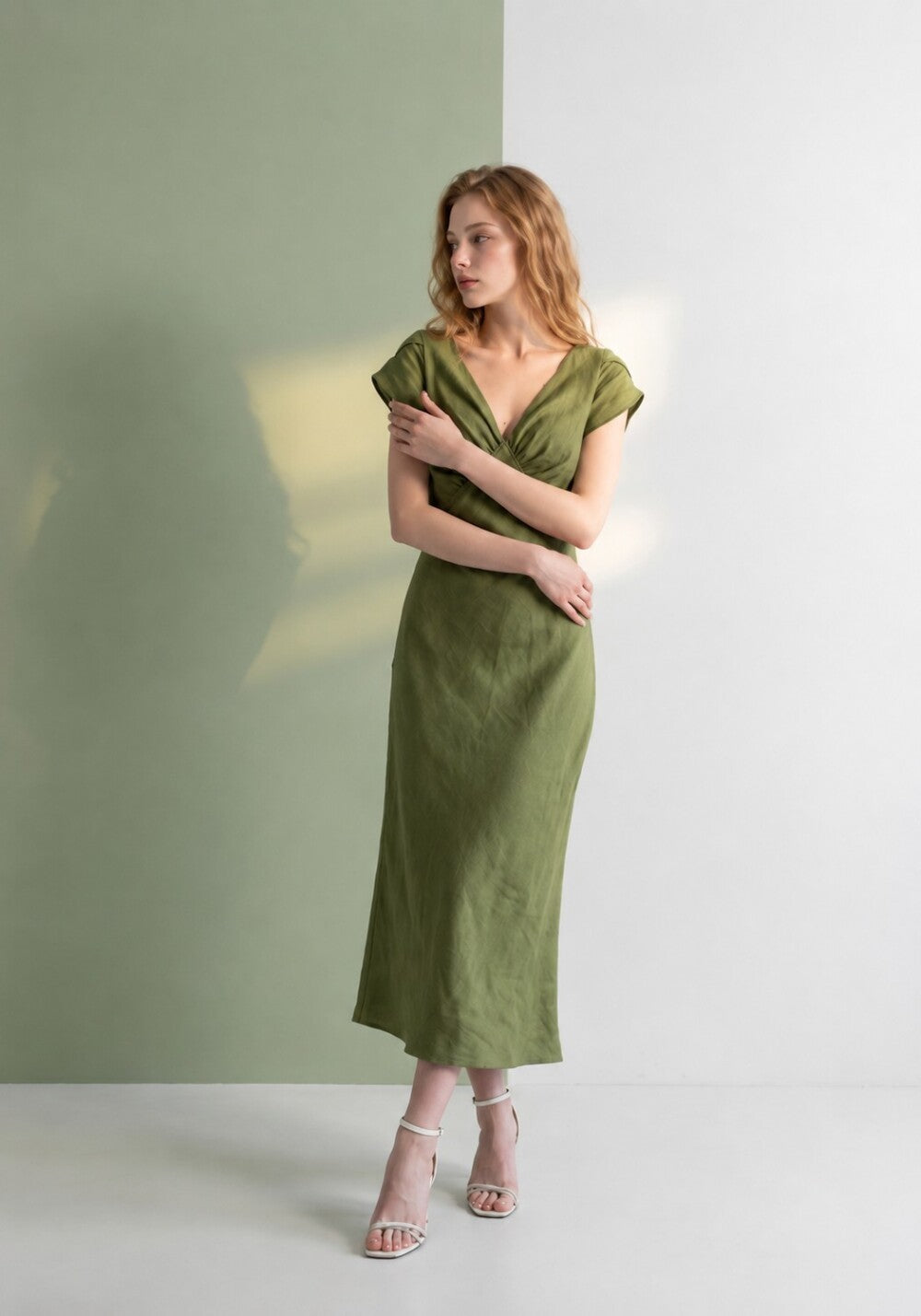 Olive Linen Dress, Short Sleeve Midi Dress, Twist Front V Neck Dress, Casual Summer Dress with Scoop Back